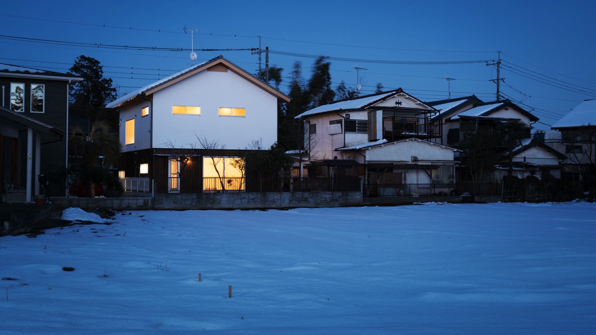 House made of wood, plaster, and roof tiles